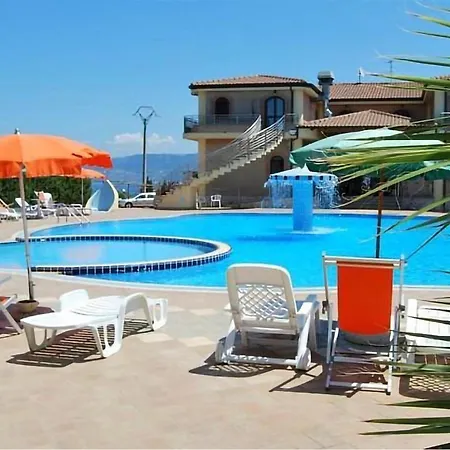 Pet Friendly In * Briatico
