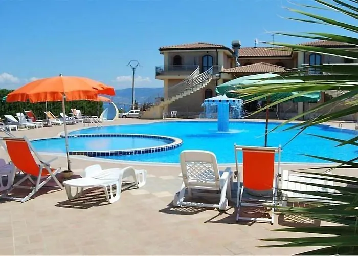 Pet Friendly In * Briatico